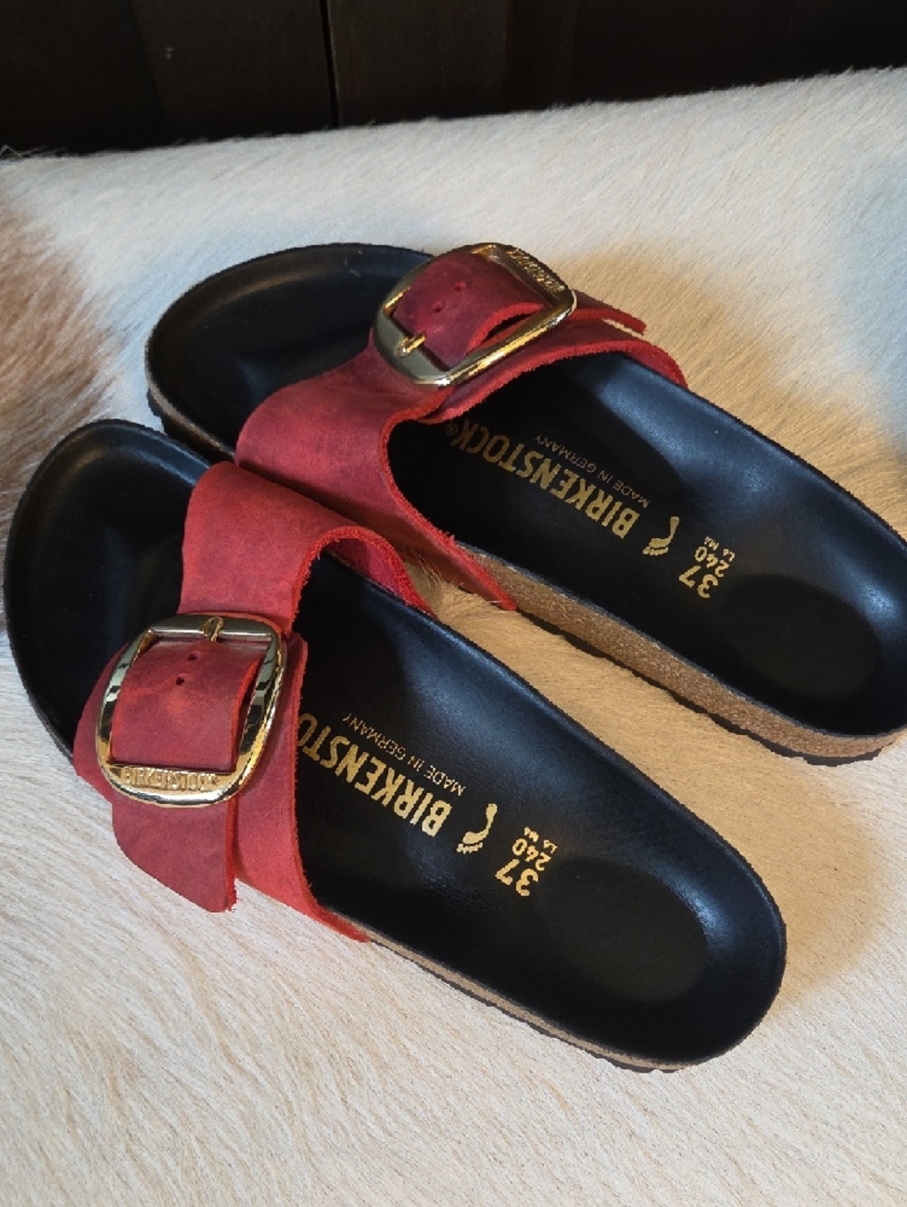 Birkenstock Women’s Red Big Buckle Slide Sandals - Picture 3 of 4
